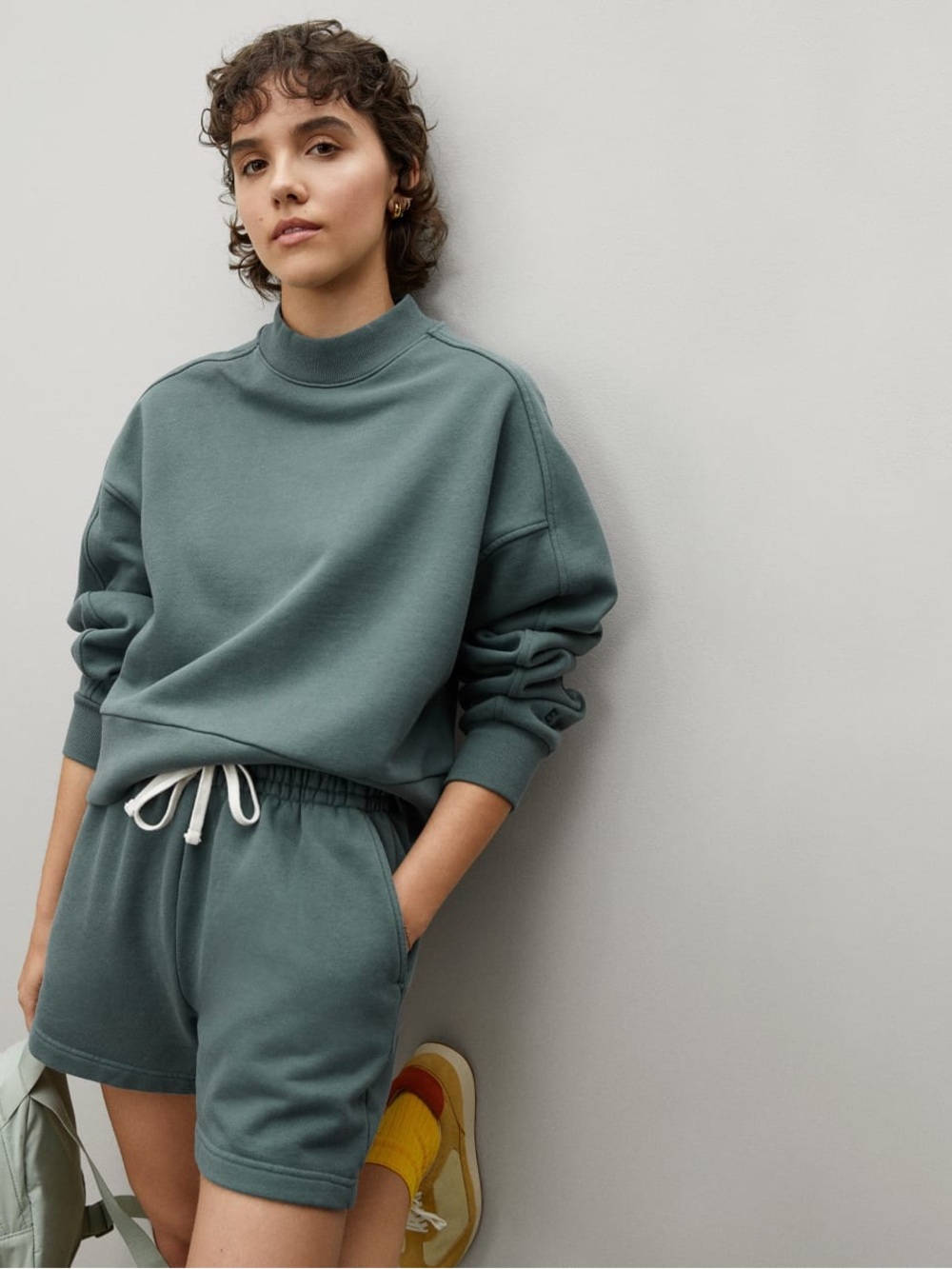 Everlane 100% Organic Cotton Cropped Mockneck Sweatshirt - Size XS, Green Balsam